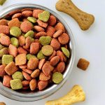 Linha de produção automática de enfardamento de bolsas de alimentos para animais de estimação